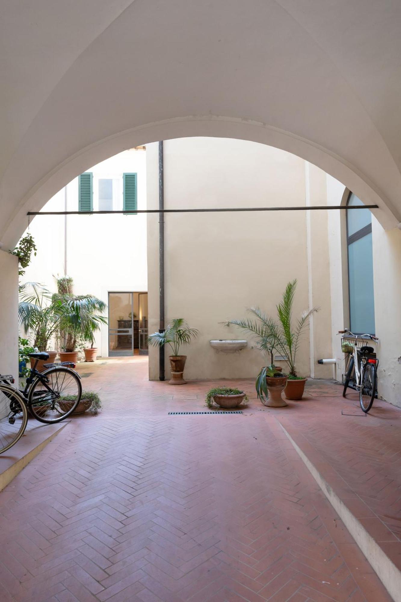 Characteristic Apartment In The Center Of Florence Florença Exterior foto